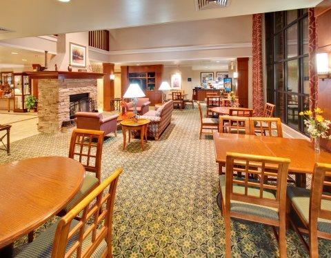 Staybridge Downtown By Ihg Hotel Peoria
