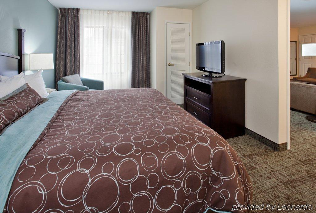Staybridge Downtown By Ihg Hotel Peoria