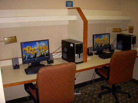 Staybridge Downtown By Ihg Hotel 3*